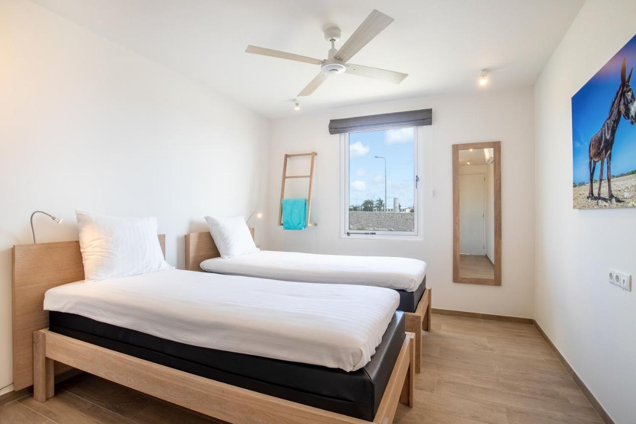 Chogogo Dive & Beach Resort Bonaire คราเลนไดค์ ภายนอก รูปภาพ